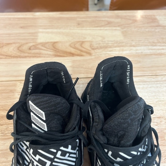 Adidas Harden Vol 4 Basketball Shoes - Picture 6 of 13